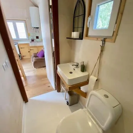 بيت للعطل Tiny House Eloa لورينها